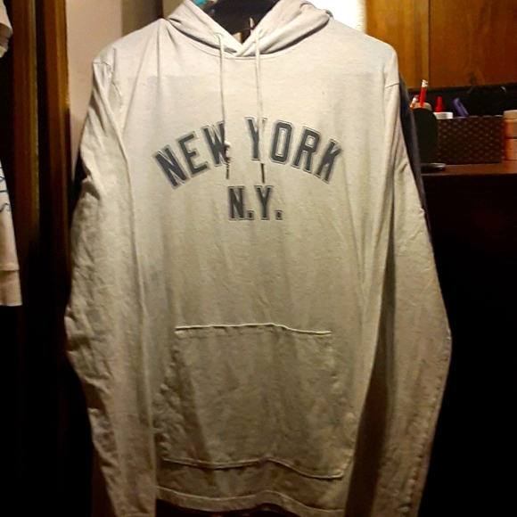 Old Navy NEW YORK large Hoodie - Picture 1 of 5